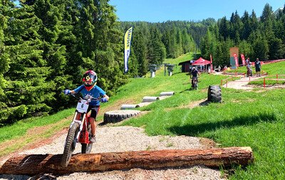 Új: E-Trial-Park