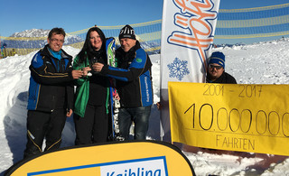 10.000.000 Fahrgast des „Höfi-Express II“